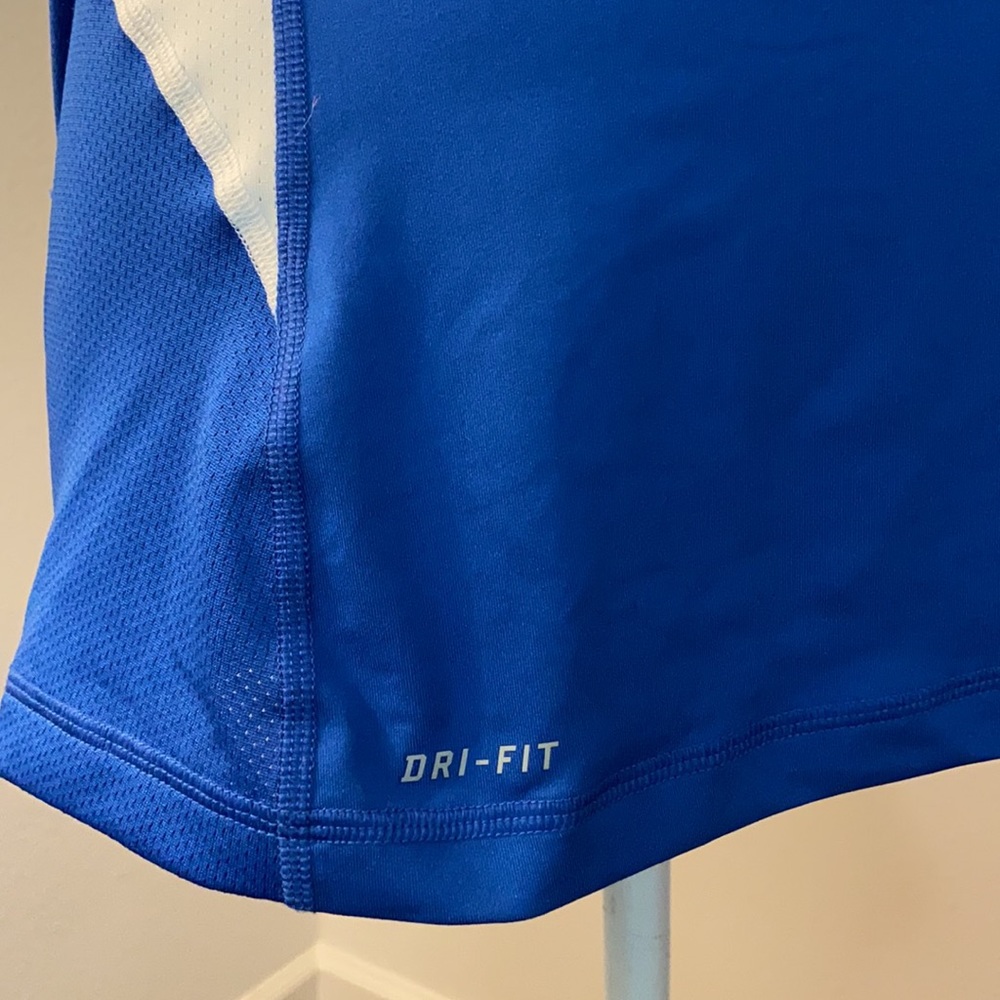 Nike Racerback Tank - Picture 3 of 9